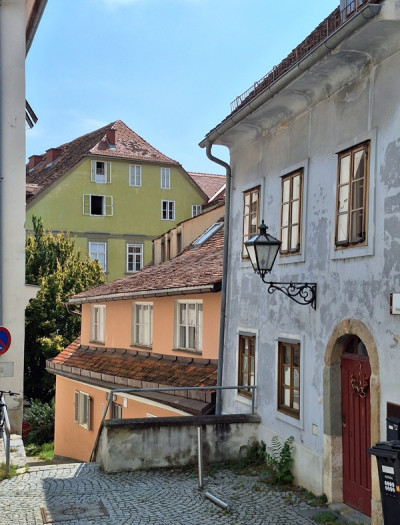 Rund um den Karmeliterplatz