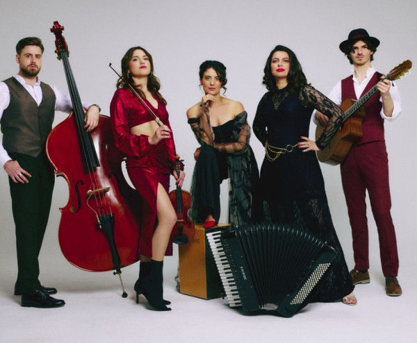 Die Brücke: Baba Yaga