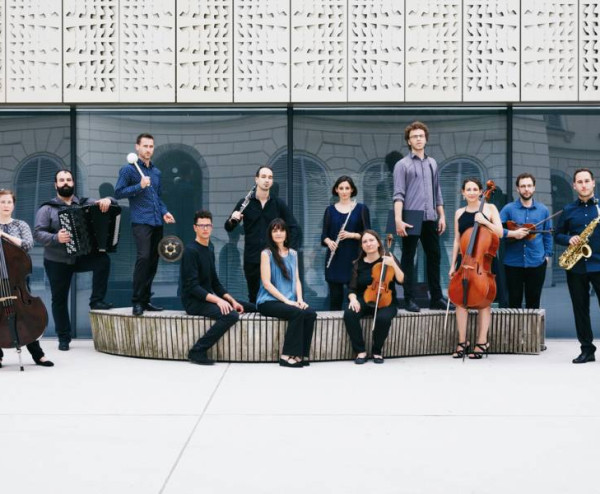 Schallfeld Ensemble: Spiegelungen I Geometrien